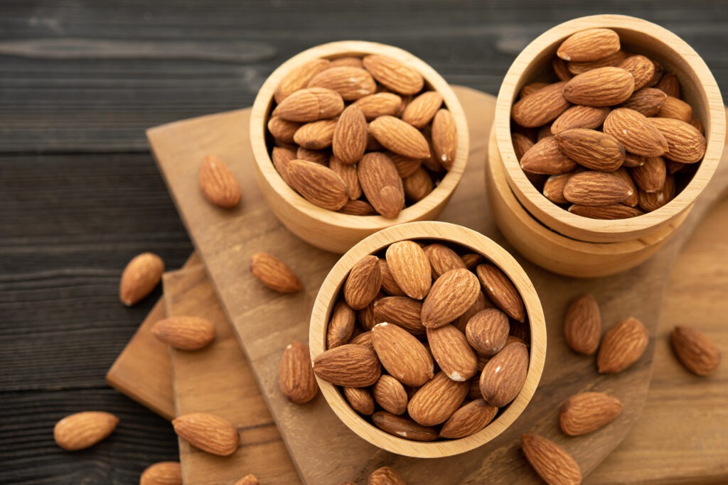 Lire la suite à propos de l’article Les Amandes : Trésor naturel pour une beauté éclatante